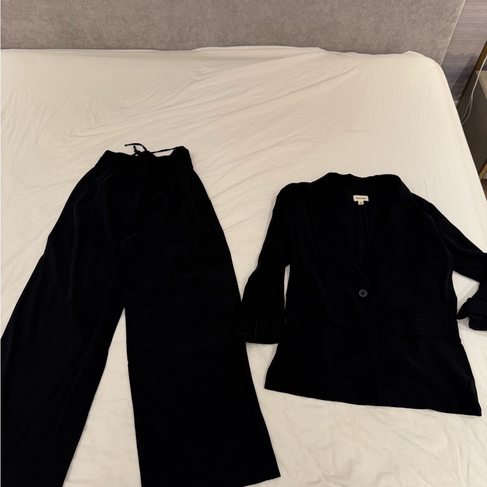 Sophisticated Women's Black Pantsuit Set